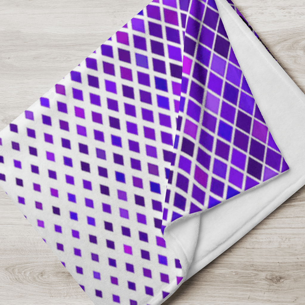 The Screamin' Tee Blanket | Tanzanite