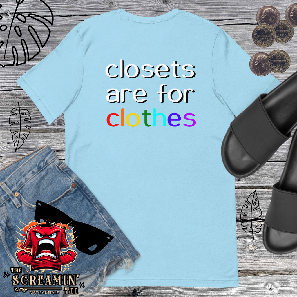 CLOSETS/CLOTHES (PINK/BLUE TRIANGLE) UNISEX TSHIRT